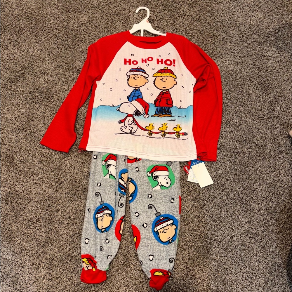 Charlie Brown Christmas winter pajamas Sz 10 NWT